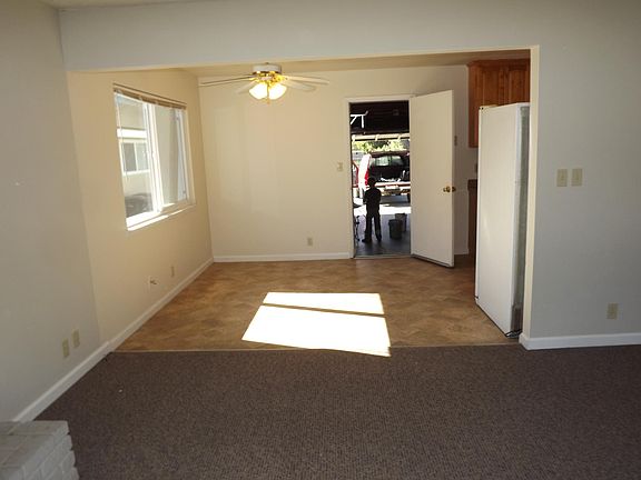 living/dining rooms