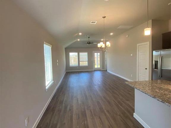5th image of 3119 Spanish Oak Ln