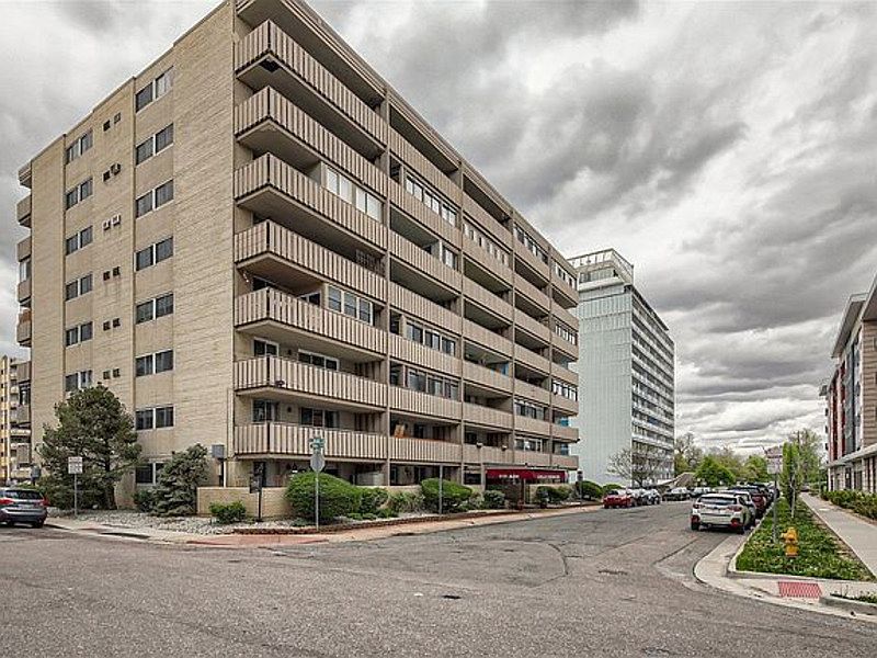 1st image of 1111 N Ash St APT 705