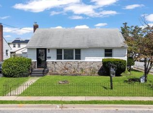 (Undisclosed Address), Hicksville, NY 11801