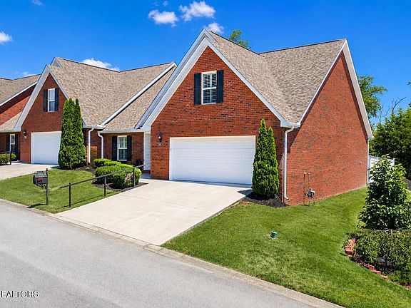 2nd image of 7410 Tylers Garden Way #8
