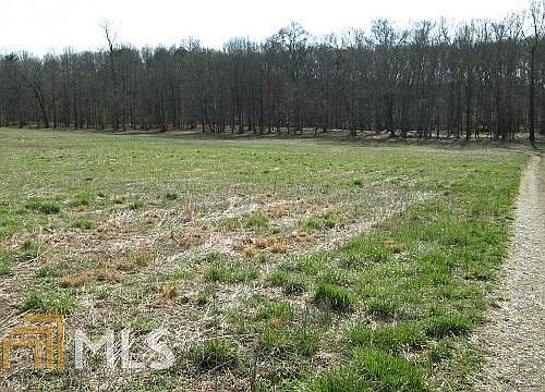 2nd image of 200 Farm Hill Dr