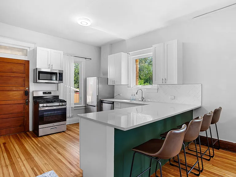 1717 E 29th Ave — Photo 14