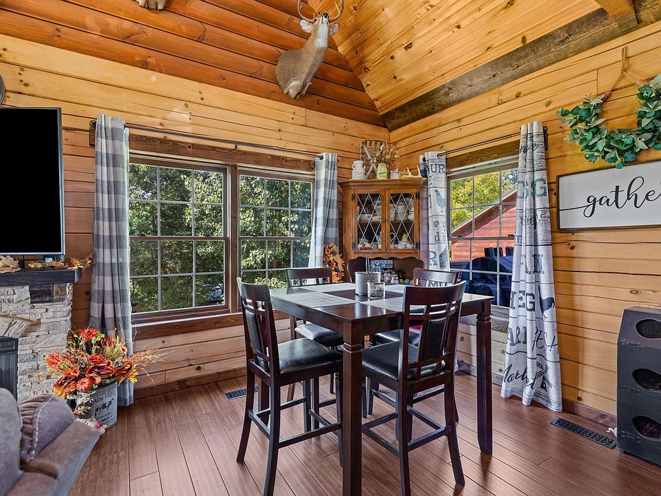 13th image of this home