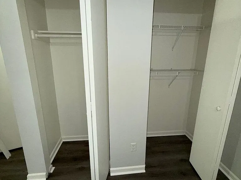 Foxfire West Apartments — Photo 12