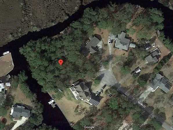 118 Apollo Dr, Cape Carteret, NC 28584
