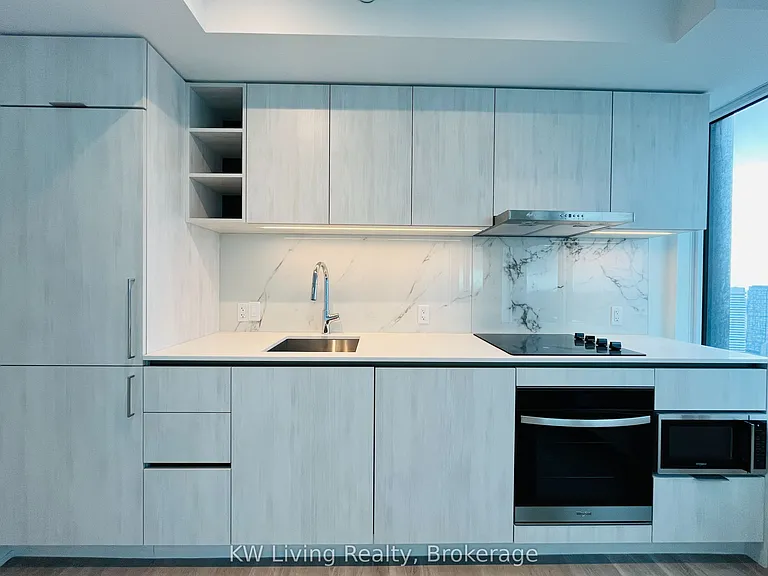 8 Wellesley St E #5012 — Photo 5