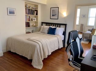 4028 Locust St APT 1, Philadelphia, PA 19104