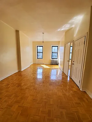 Rented by Paragon Real Estate Corporation | media 7