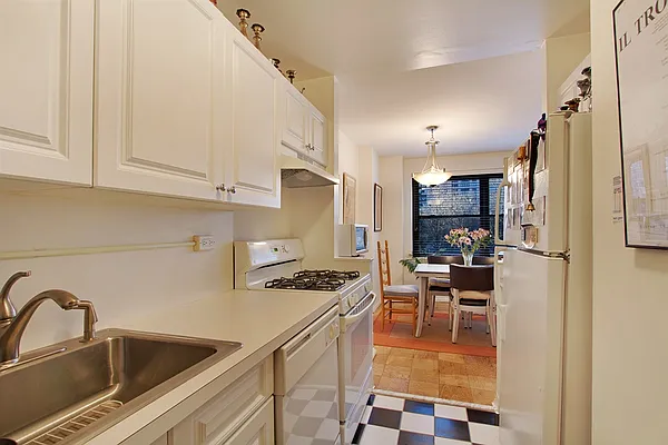 Sold by Corcoran | media 13