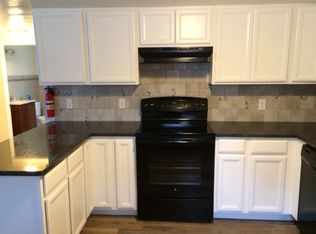 1108 Loretta Ave APT 6, Mays Landing, NJ 08330