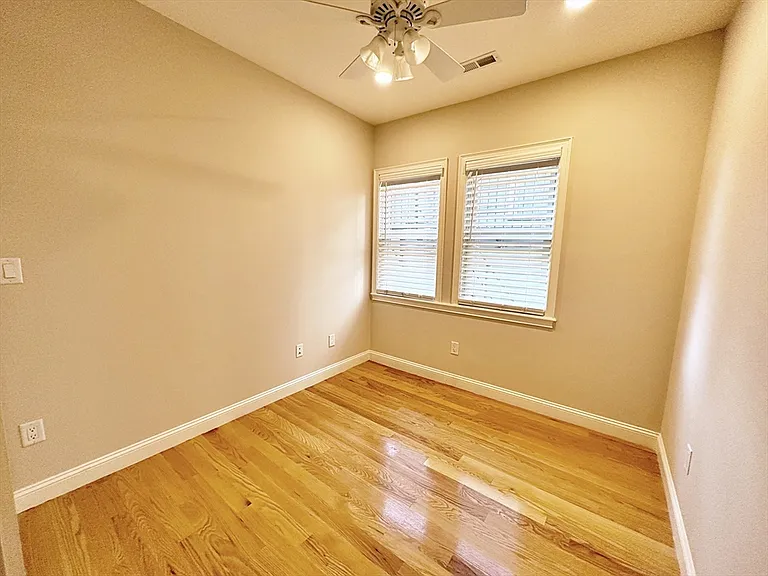 25 Princeton St #2 — Photo 23