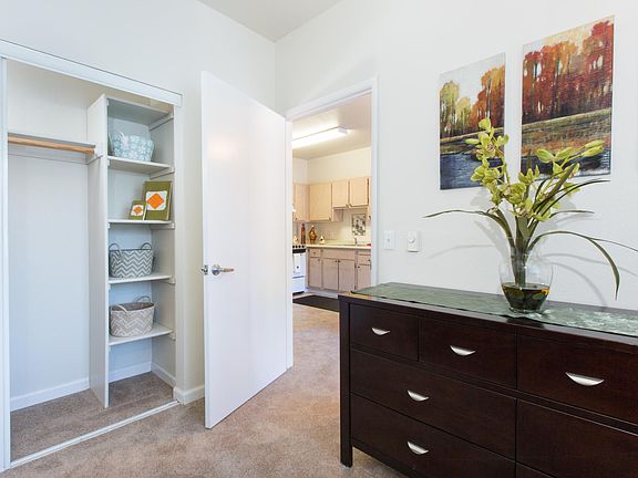 5th image of 2094 Forest Ave #B1b1b8a74