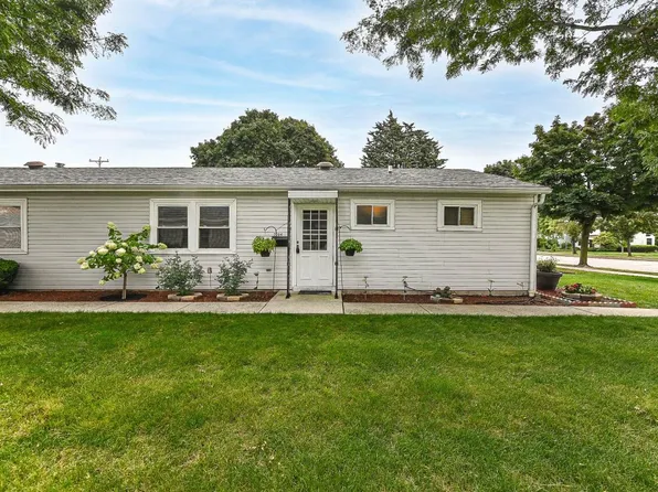 2084 West Howard AVENUE, Milwaukee, WI 53221