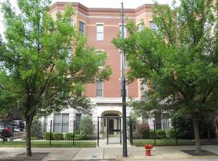 4230 N Broadway St, Chicago, IL 60613