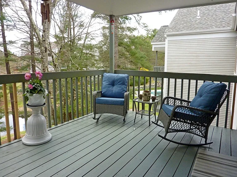 45 Dogwood Dr #304 — Photo 4