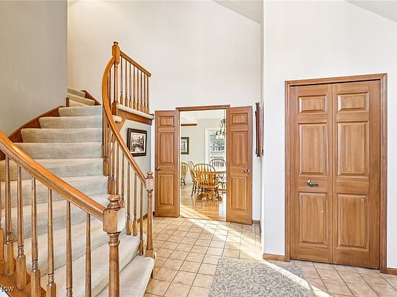 3rd image of 25775 Briarwood Ct