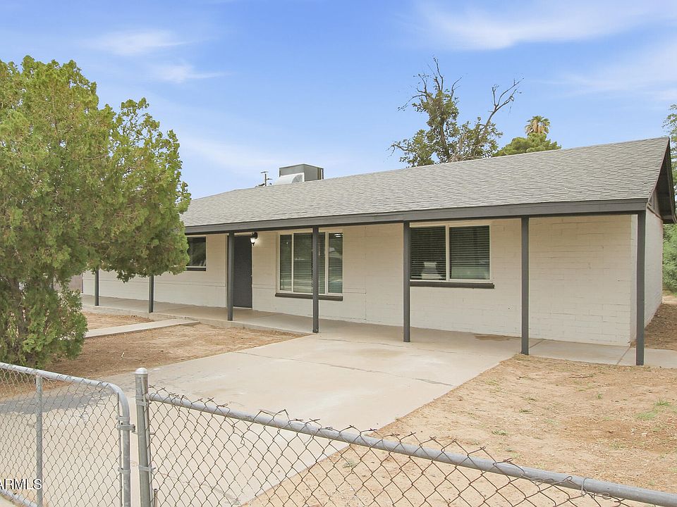 1st image of 310 4TH Avenue W