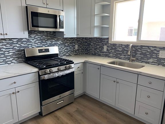 4th image of 314 E Poplar Ave #16