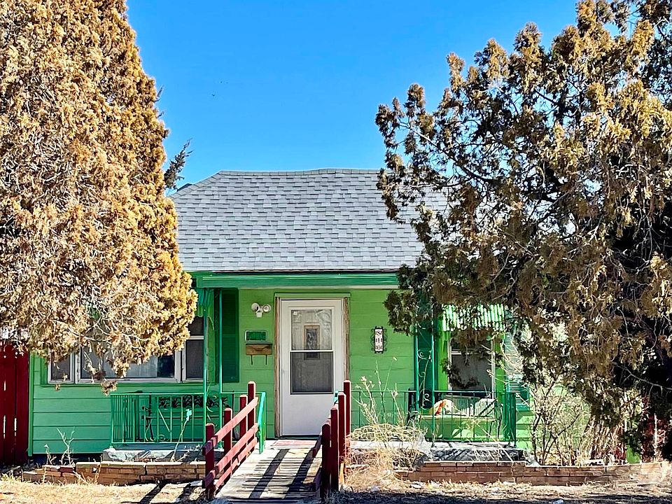 1st image of 810 Avenue F