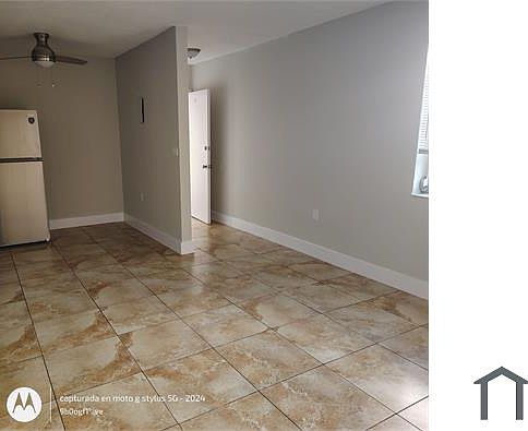 3rd image of 2079 NE 167th St
