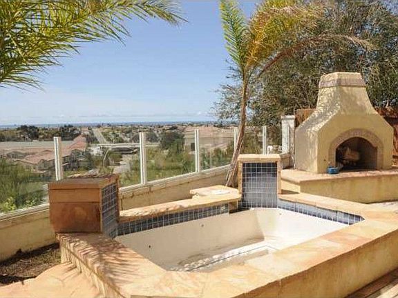2nd image of 4561 Casa Nova Ct