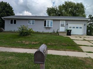 1013 Pleasant Ave, Waupun, WI 53963