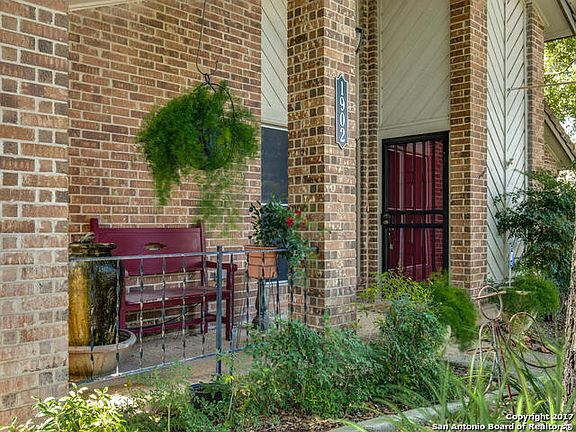 2nd image of 1902 Shadow Park St