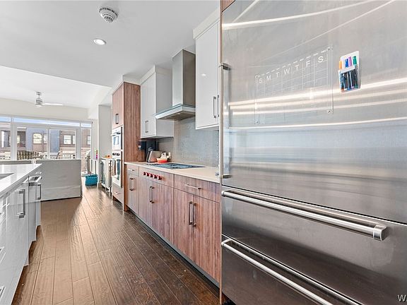 3rd image of 1150 8th St #609