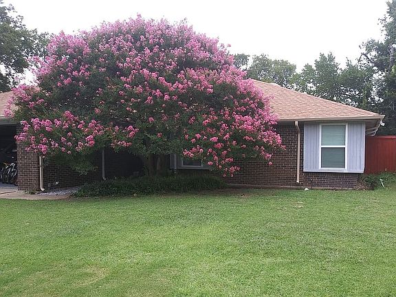 3rd image of 8716 Camfield Way