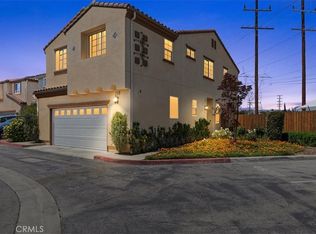 11159 W Laughlin Ln, North Hollywood, CA 91606