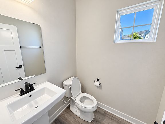 5th image of 107 Tonkawa Way
