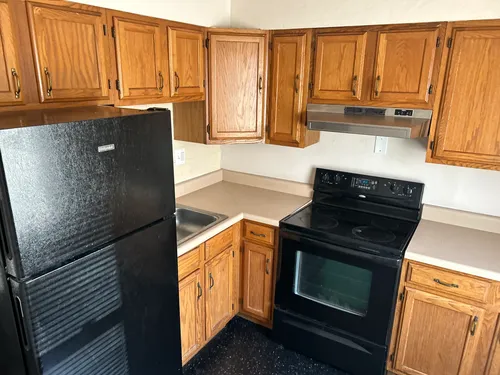 8614 N Broadway #D Photo 1