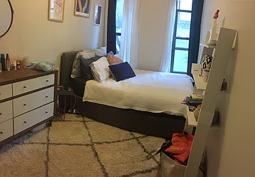 Rented by Kenneth Rosenblum, LREB