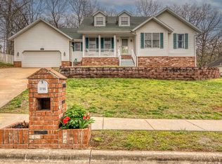 3706 N Del Lu Dr, Springfield, MO 65803