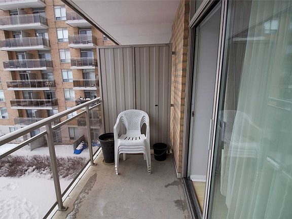 5th image of 650 Lawrence Ave W #402