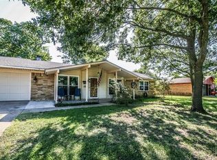 1424 Yucca St, Midlothian, TX 76065