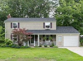 34 Metzger Dr, Orchard Park, NY 14127