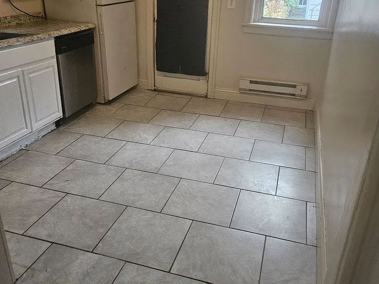 271 Rubicam St — Photo 6