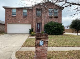 3202 Clydesdale Dr, Denton, TX 76210