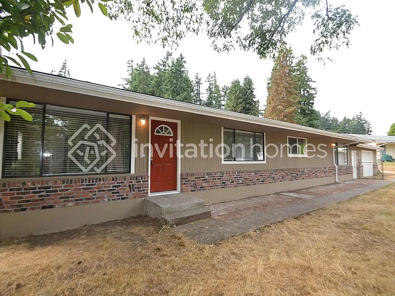 18814 Church Lake Rd E — Photo 1