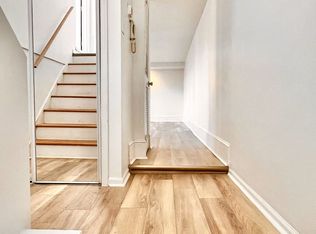 1003 Spruce St #4F, Philadelphia, PA 19107