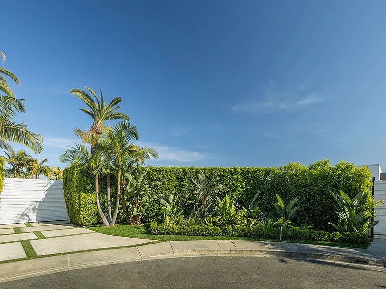 Lawlen Way — Photo 2