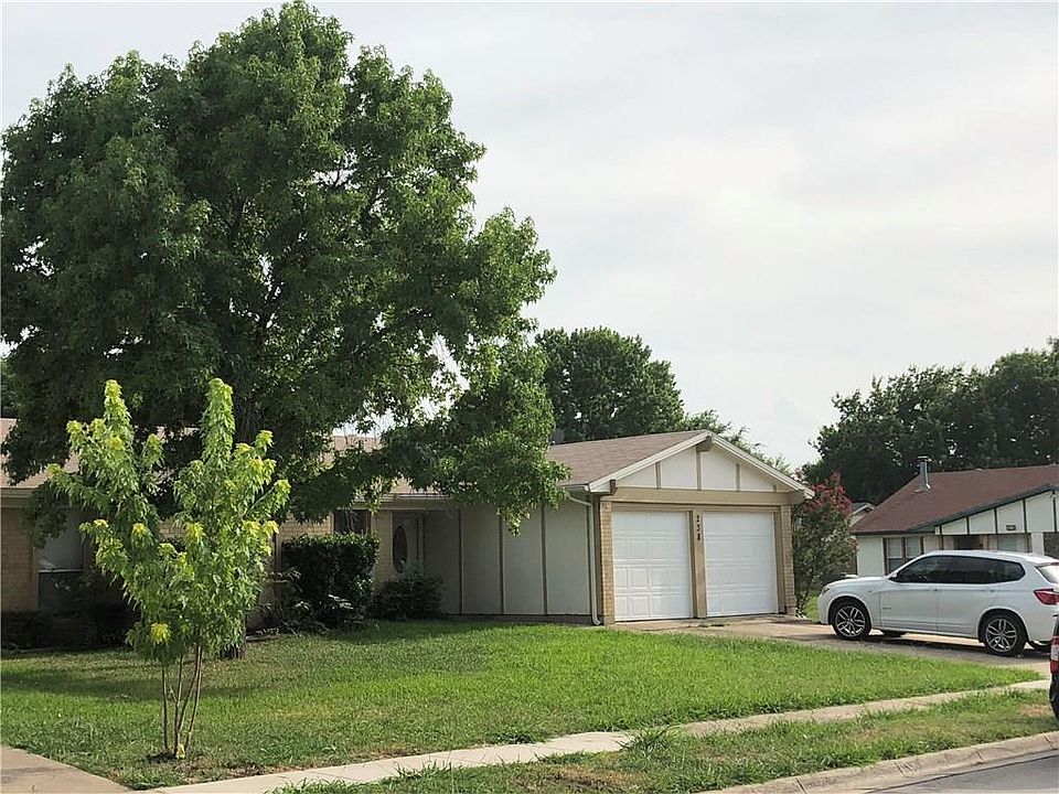 2nd image of 238 W Volunteer Dr
