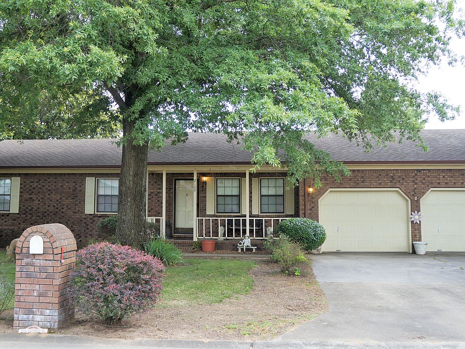1st image of 2109 Eastwood Ave