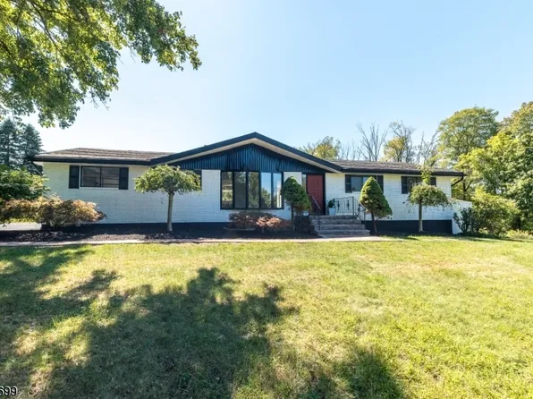 6 Rolling Hill Ln, Holland Twp., NJ 08848