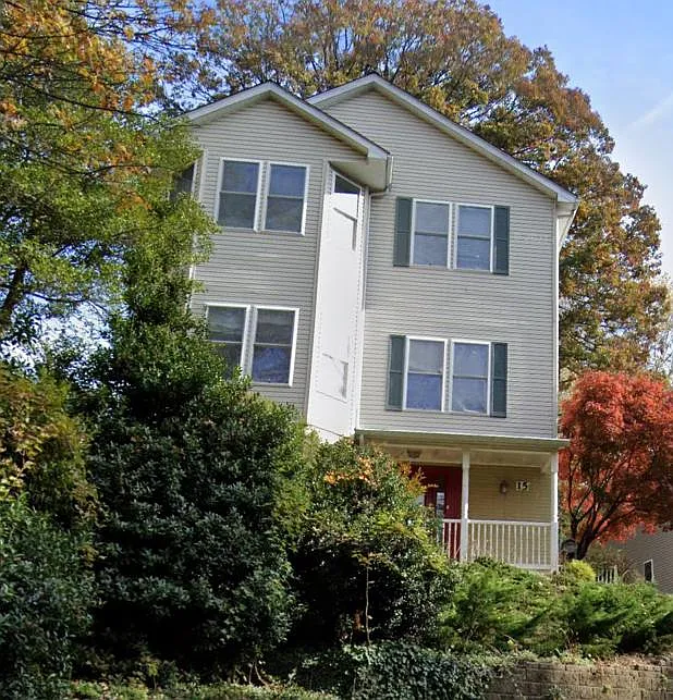 15 Ritchie Ave