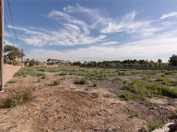 3842 E Patrick Ln, Las Vegas, NV 89120