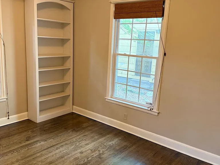 970 N Barksdale St — Photo 18
