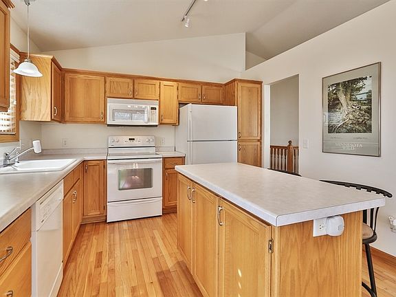 4th image of 1359 Creekside Cir